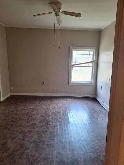 Tiny photo for 518 N Live Oak Street, Carthage, TX 75633 (MLS # 47211268)