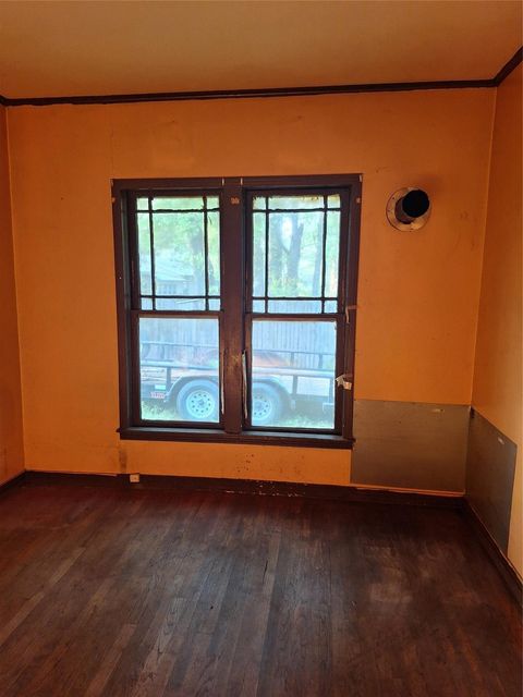 Tiny photo for 518 N Live Oak Street, Carthage, TX 75633 (MLS # 47211268)