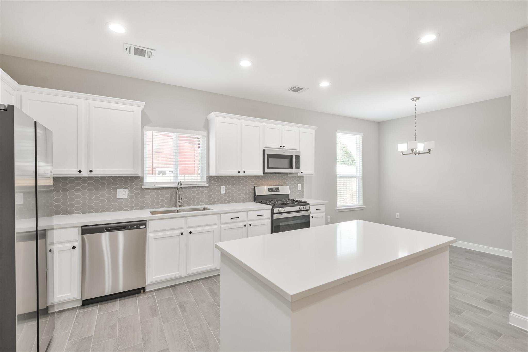 Houston, Texas 77088, United States, 3 Bedrooms Bedrooms, ,2 BathroomsBathrooms,Residential,Active,222817