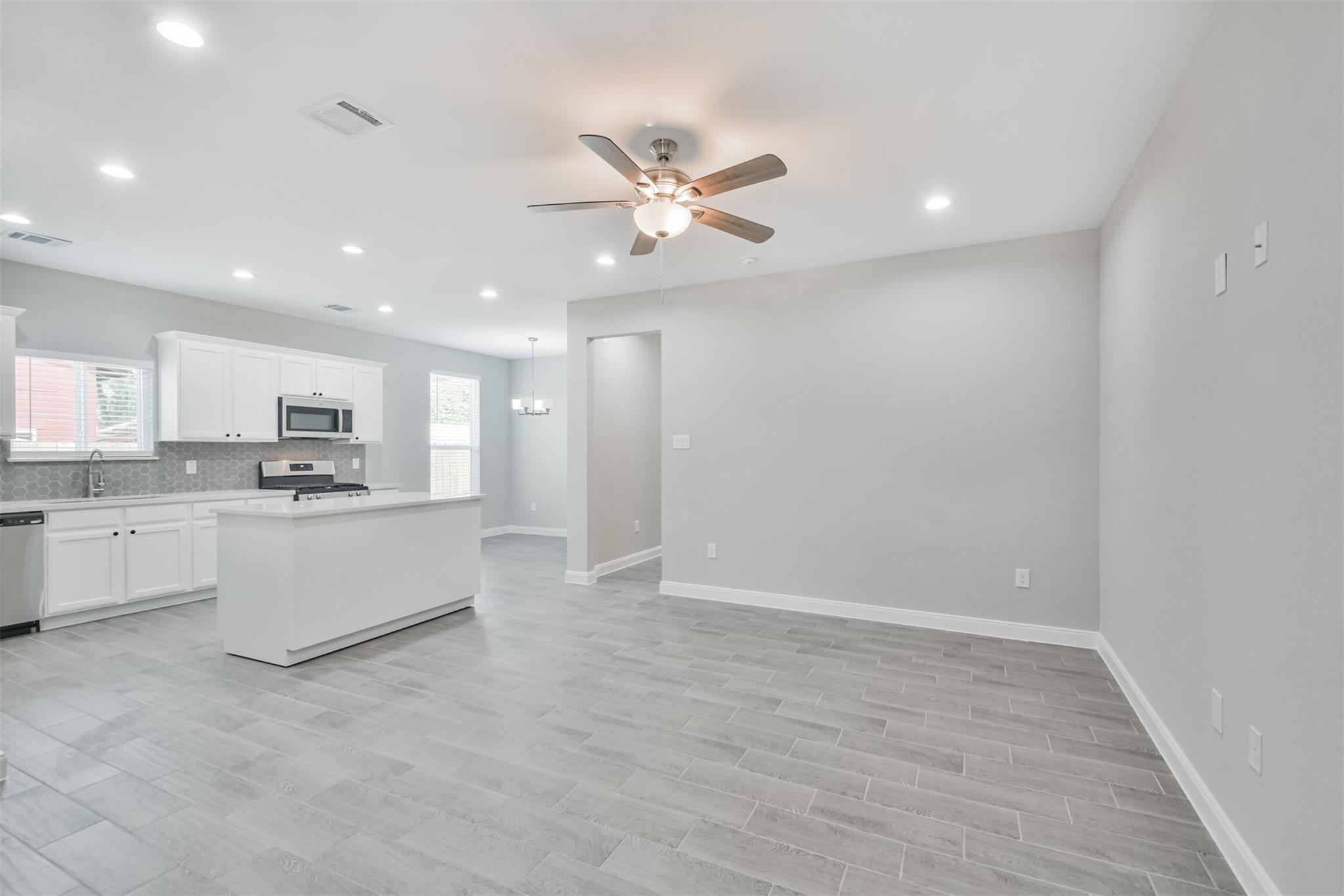 Houston, Texas 77088, United States, 3 Bedrooms Bedrooms, ,2 BathroomsBathrooms,Residential,Active,222817