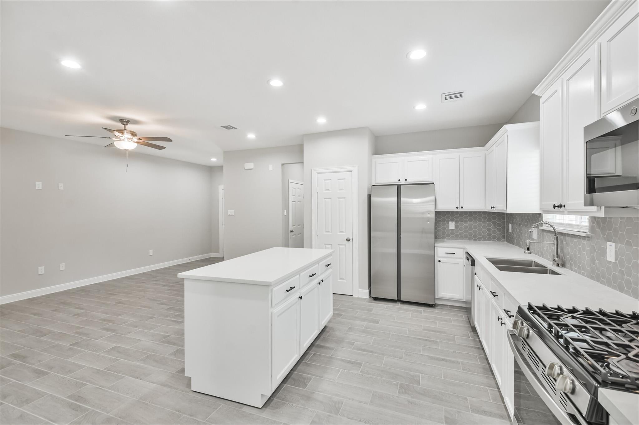 Houston, Texas 77088, United States, 3 Bedrooms Bedrooms, ,2 BathroomsBathrooms,Residential,Active,222817