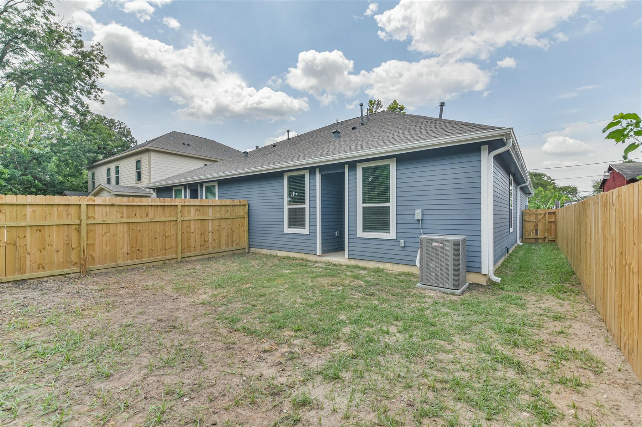 Houston, Texas 77088, United States, 3 Bedrooms Bedrooms, ,2 BathroomsBathrooms,Residential,Active,222817