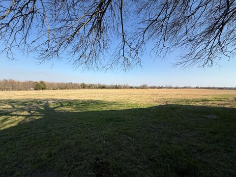 Vacant Land For Sale - TBD TRACT 5 Fcr 445<br/> Fairfield, TX 75840