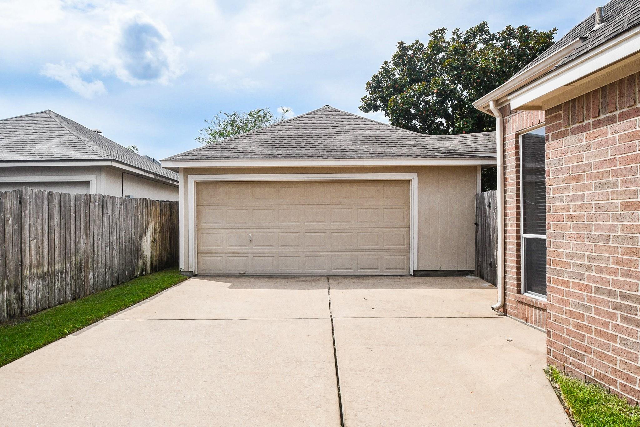 2502 Quiet Lake Court