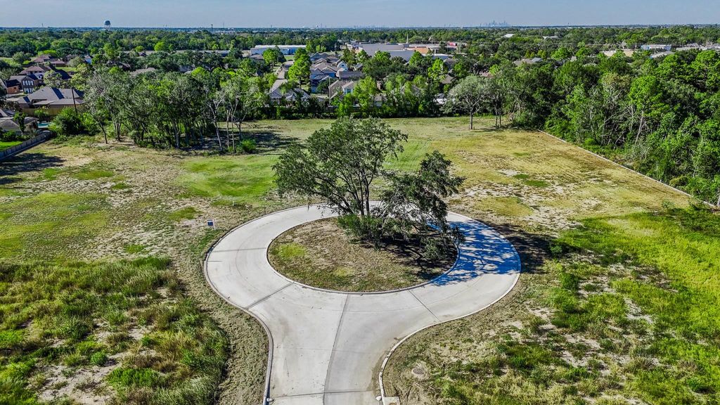 Photo of 1626 Crown Oaks Court, Pearland, TX 77581 (MLS # 28254483)