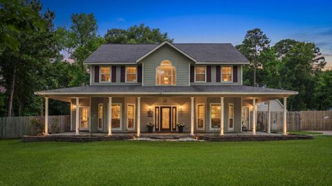 Photo of 15217 Paradise Point Drive, Willis, TX 77318 (MLS # 61353116)