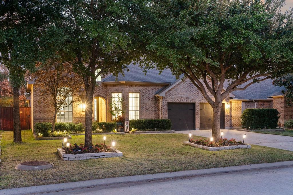 Photo of 129 Haileys Run, Montgomery, TX 77316 (MLS # 80610951)
