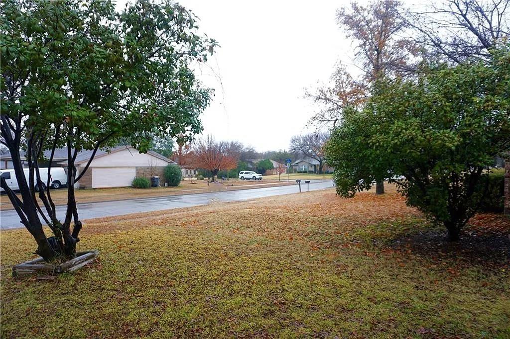 1610 Sunset Lane