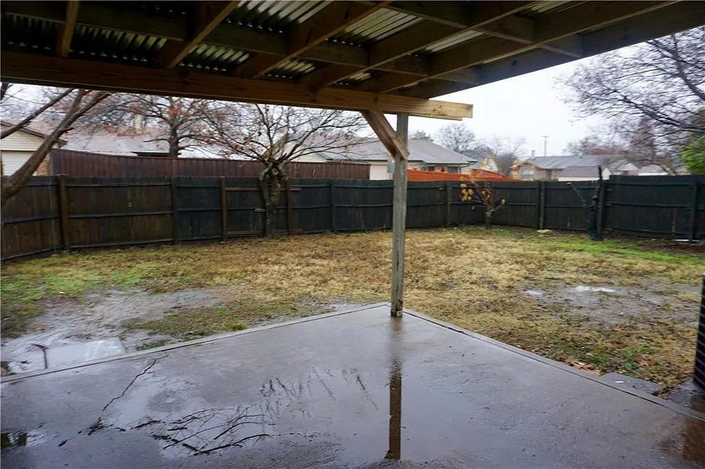 1610 Sunset Lane