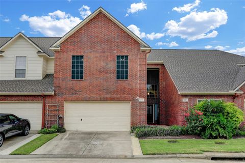 Photo of 1408 S Friendswood Drive #602, Friendswood, TX 77546 (MLS # 83015634)