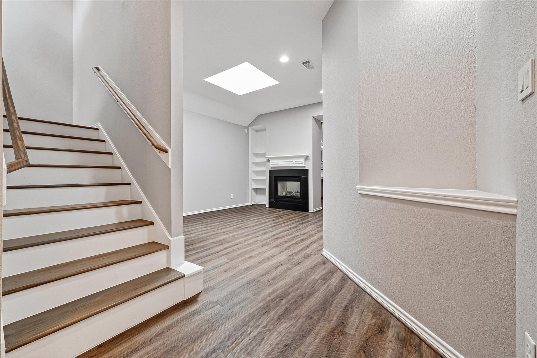 1214 Sand Pines