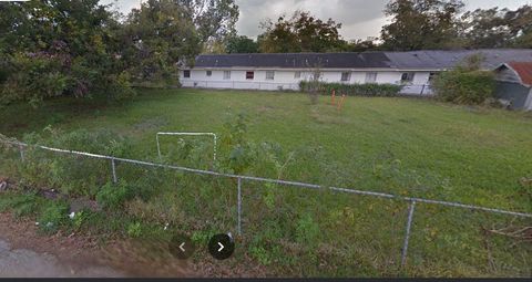 Photo of 0 W Airway Street, Houston, TX 77037 (MLS # 41227178)