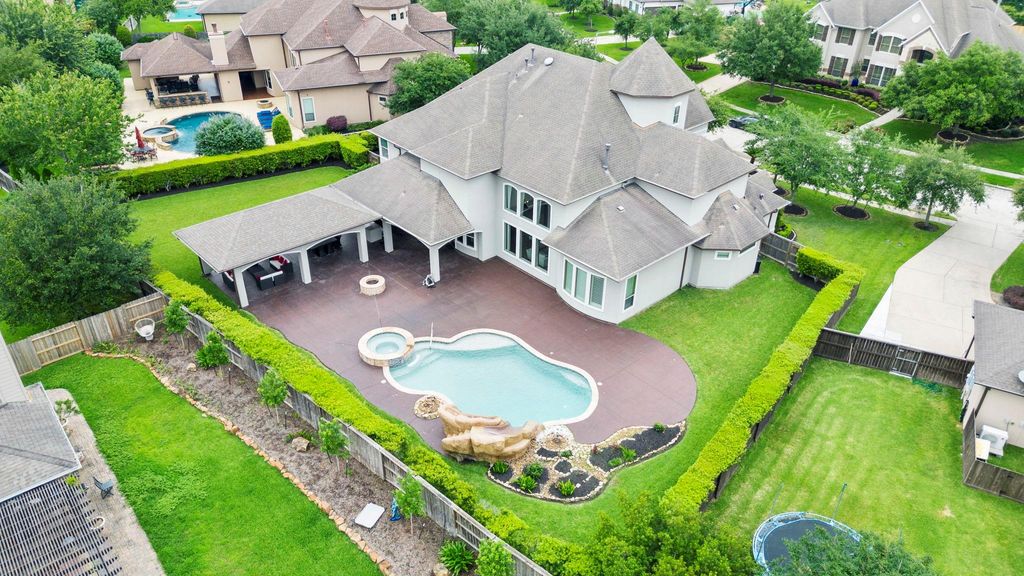 Photo of 2316 Durango Bend Lane, Friendswood, TX 77546 (MLS # 54210305)