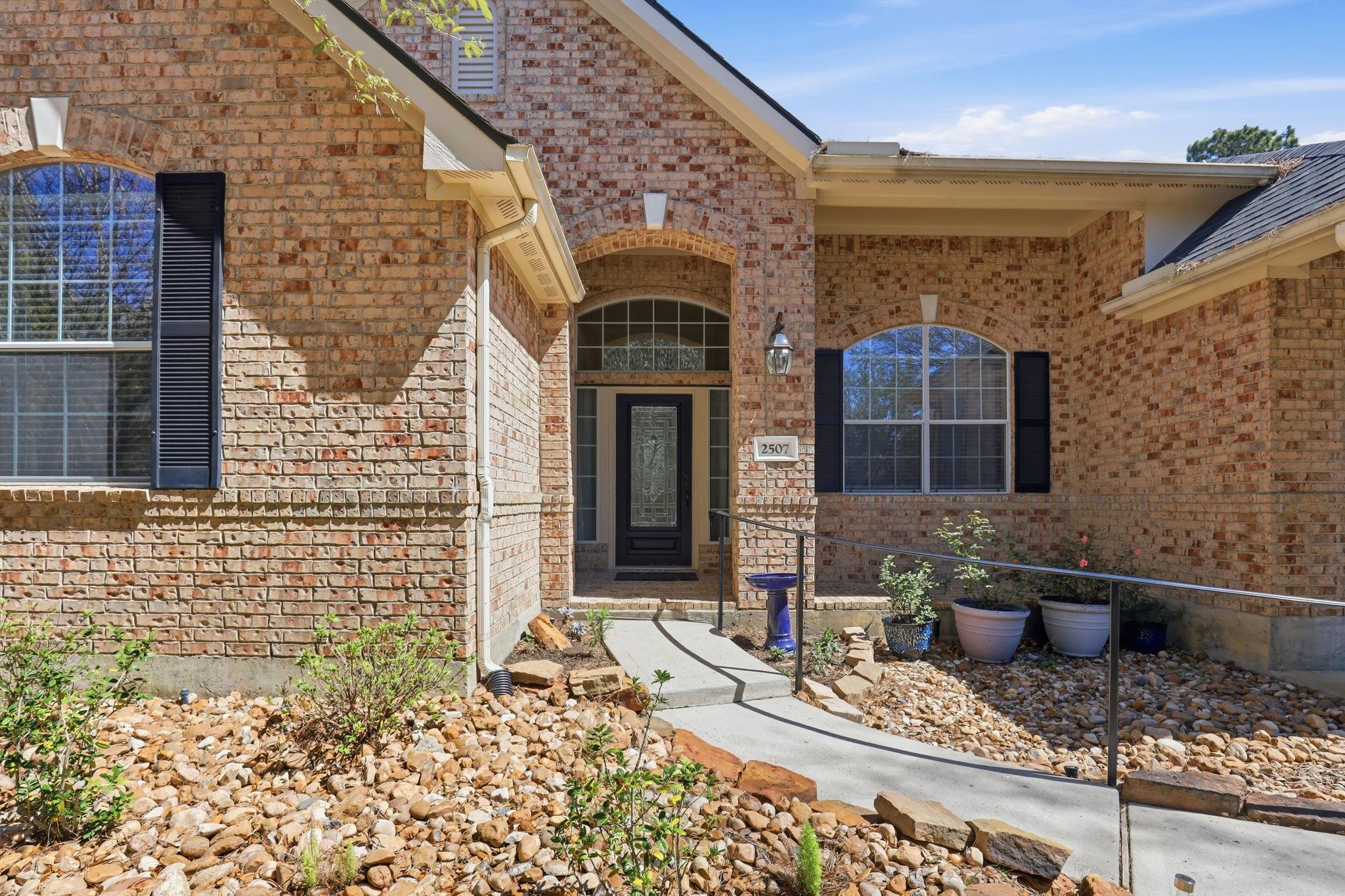 2507 Franklin Woods Drive