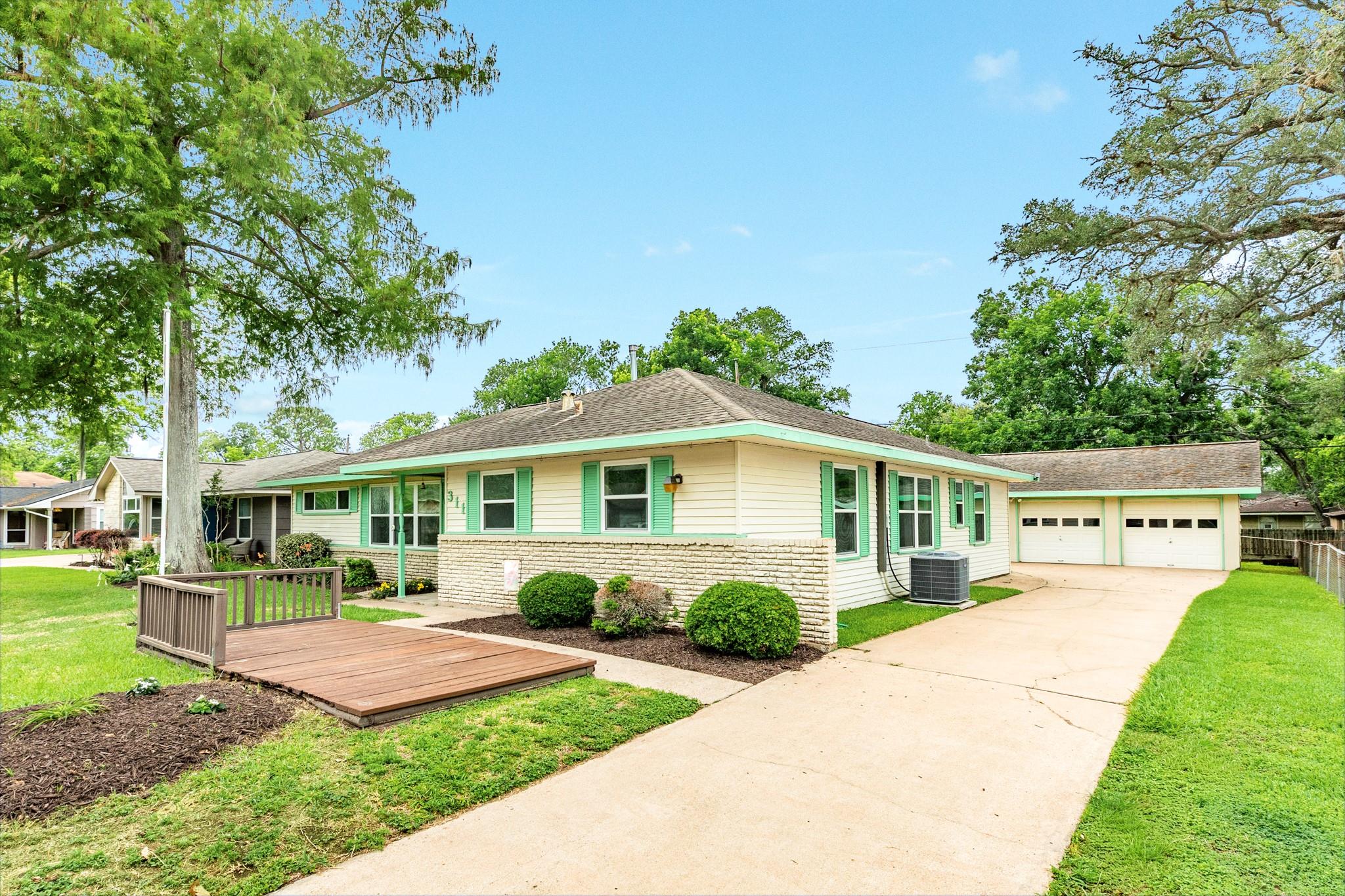 311 Carnation Street