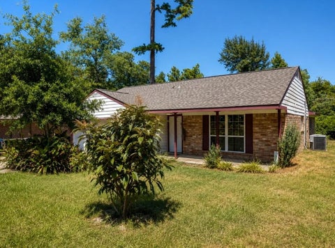 Homes For Sale - 508 Allison Street<br/> Conroe, TX 77303
