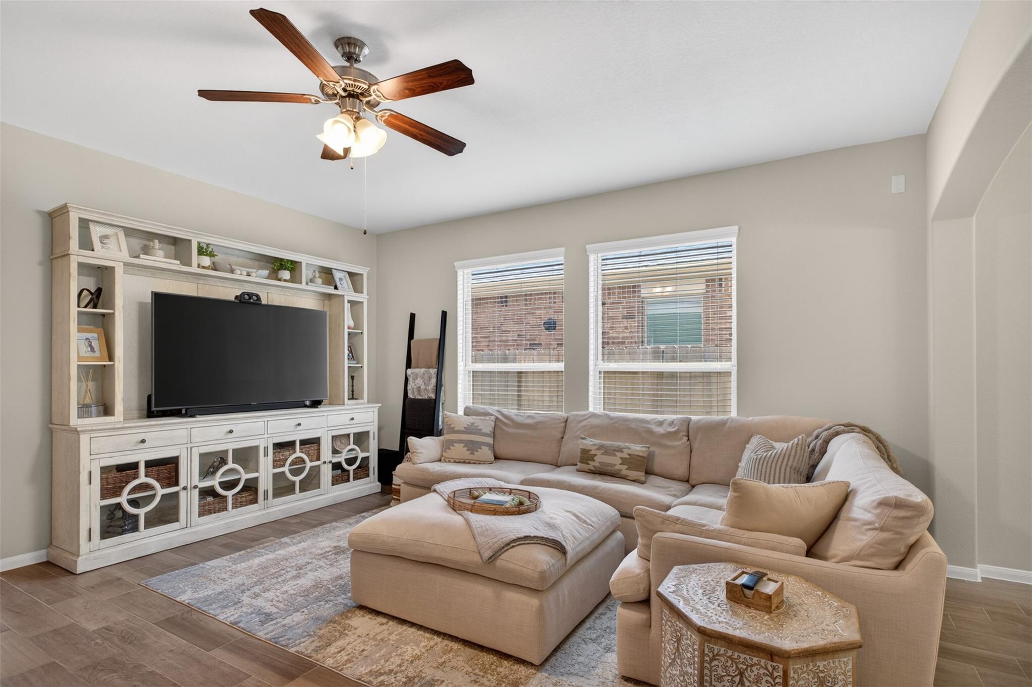 4243 Pale Fox Lane