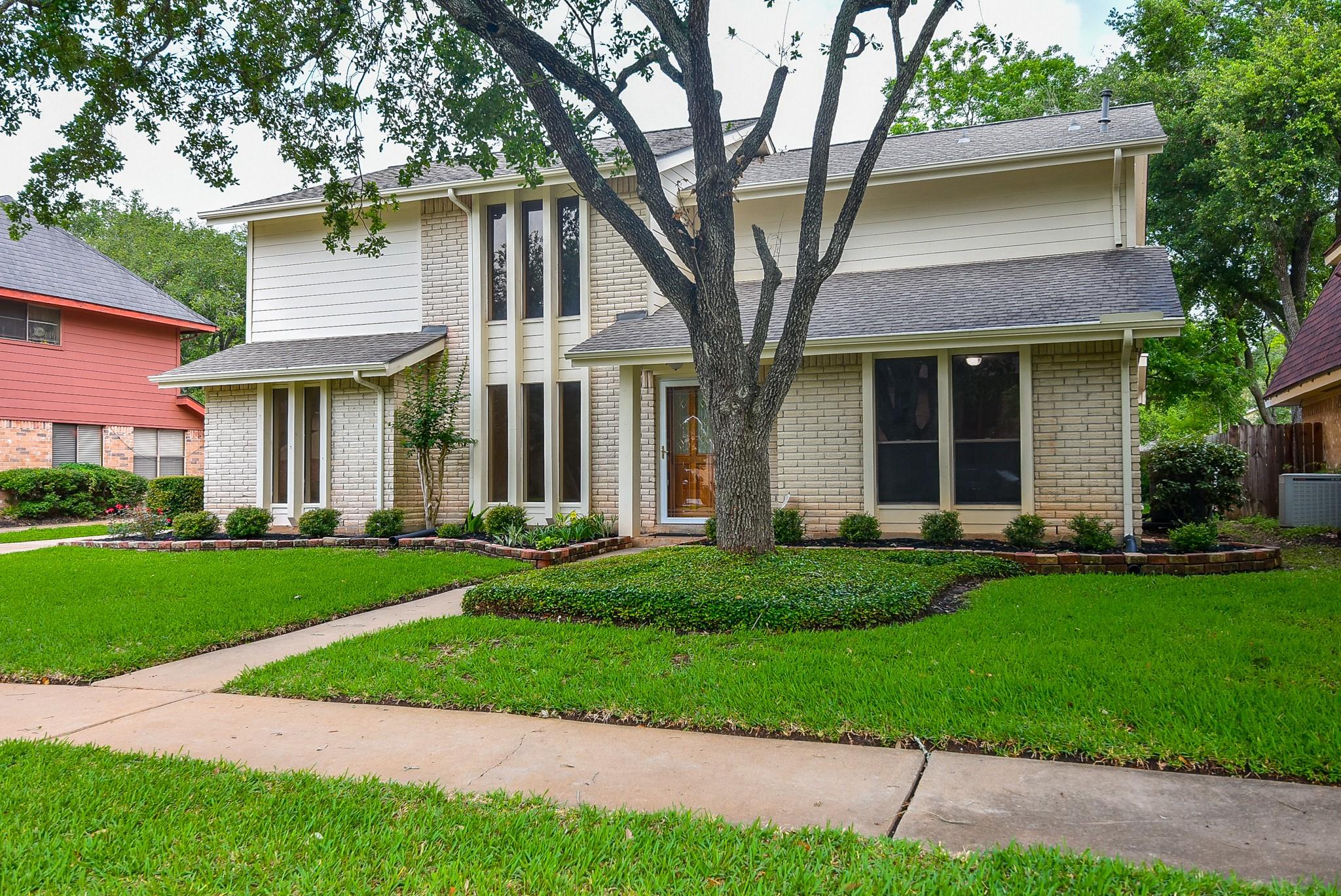 2814 River Birch Drive