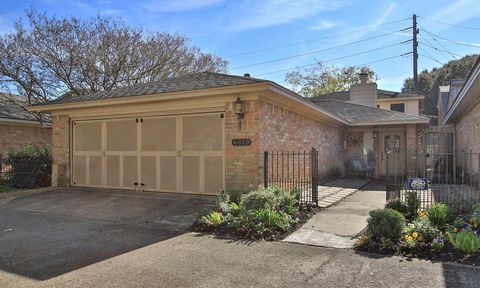 Photo of 4619 Cashel Glen Drive, Houston, TX 77069 (MLS # 82784497)