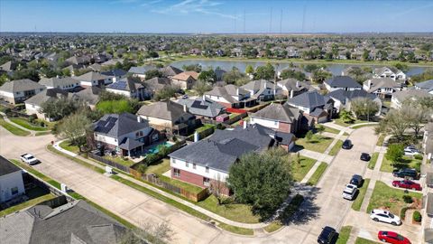 Tiny photo for 13202 Indigo Creek Lane, Pearland, TX 77584 (MLS # 34734712)