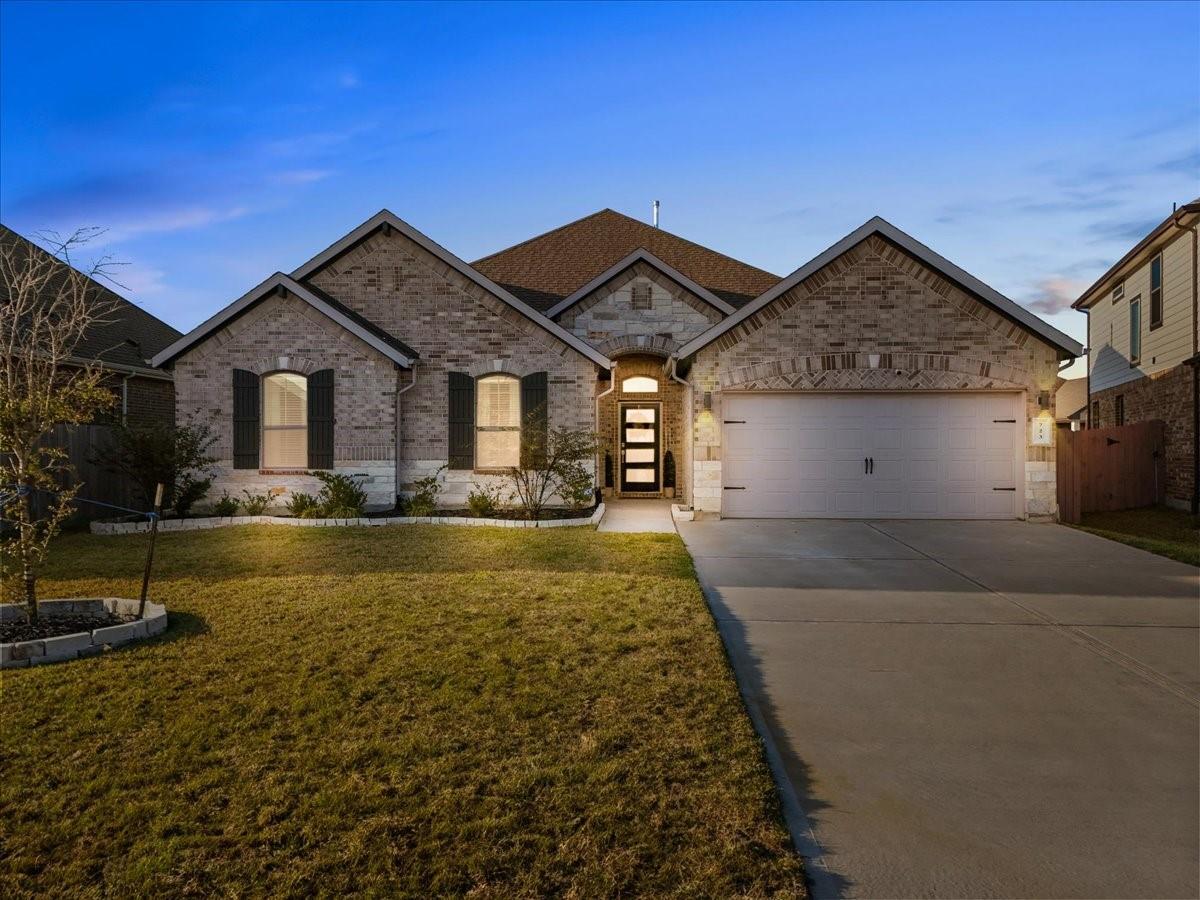 Gorgeous stone/brick elevation!