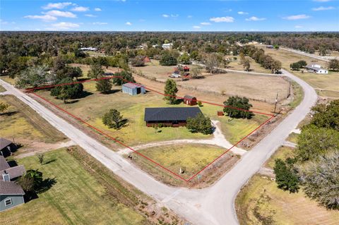 Photo of 36610 Lariat Lane, Simonton, TX 77476 (MLS # 68444348)