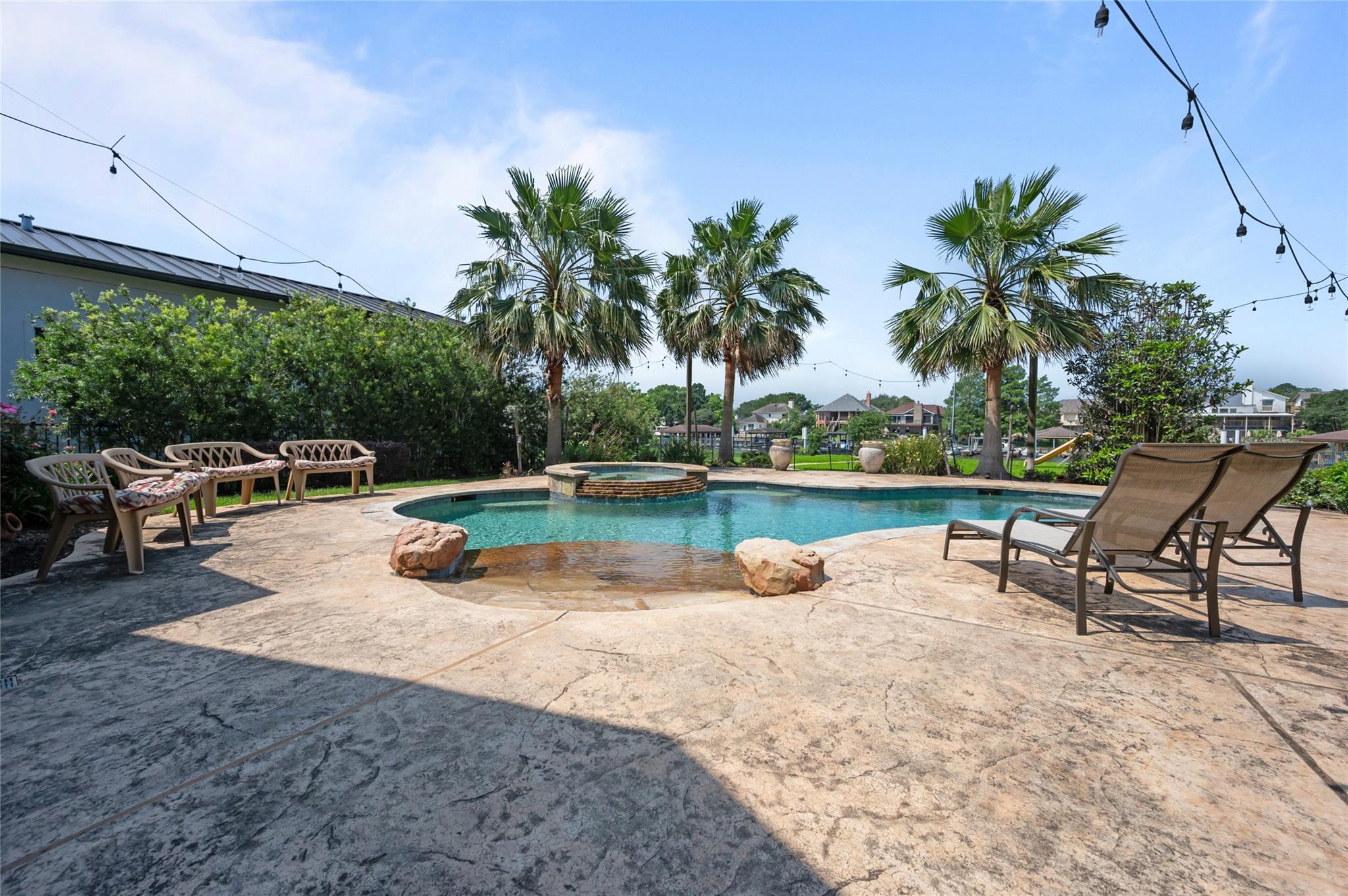 League City, Texas, 77573, United States, 4 Bedrooms Bedrooms, ,5 BathroomsBathrooms,Residential,Active,2043285