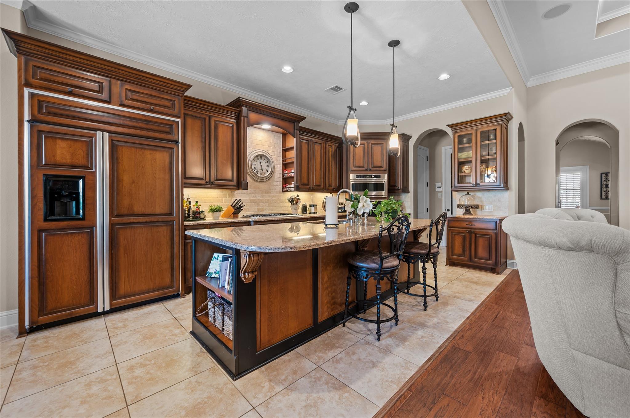 League City, Texas, 77573, United States, 4 Bedrooms Bedrooms, ,5 BathroomsBathrooms,Residential,Active,2043285