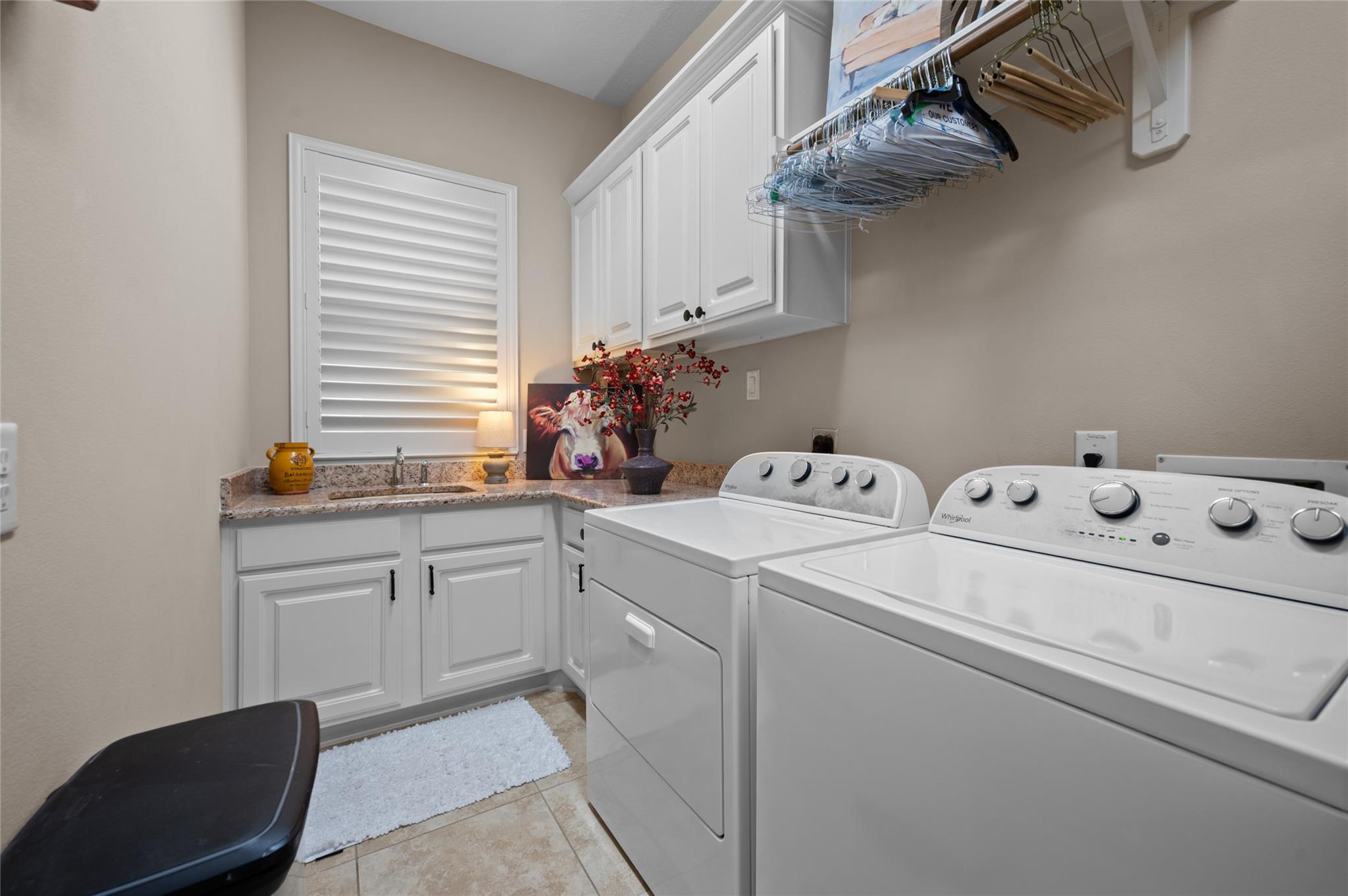 League City, Texas, 77573, United States, 4 Bedrooms Bedrooms, ,5 BathroomsBathrooms,Residential,Active,2043285