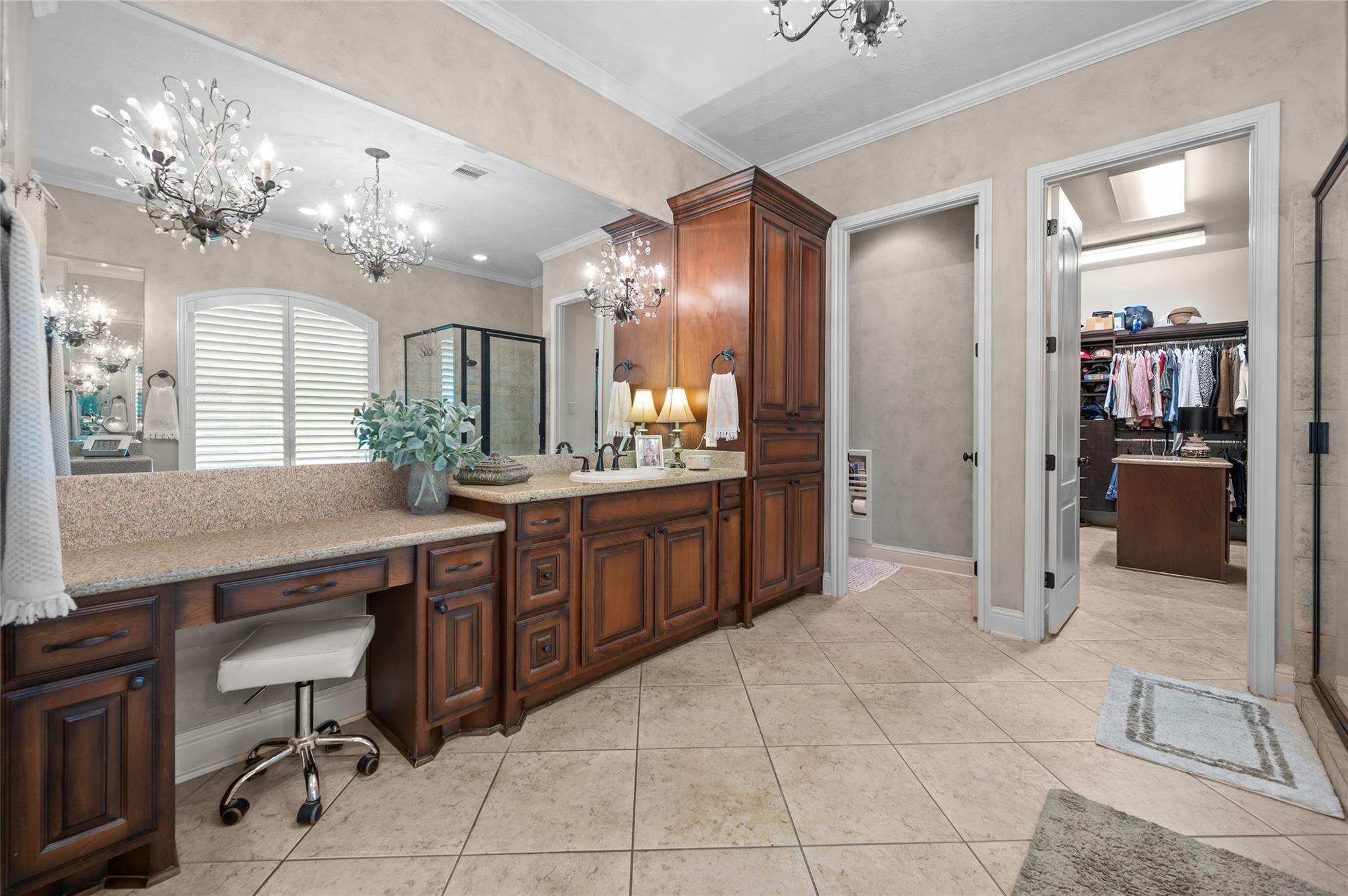 League City, Texas, 77573, United States, 4 Bedrooms Bedrooms, ,5 BathroomsBathrooms,Residential,Active,2043285