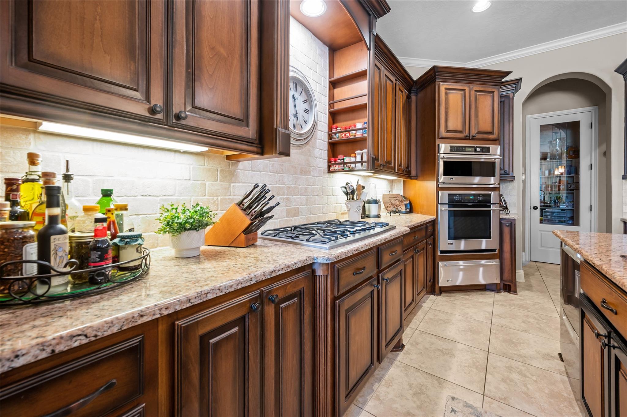 League City, Texas, 77573, United States, 4 Bedrooms Bedrooms, ,5 BathroomsBathrooms,Residential,Active,2043285