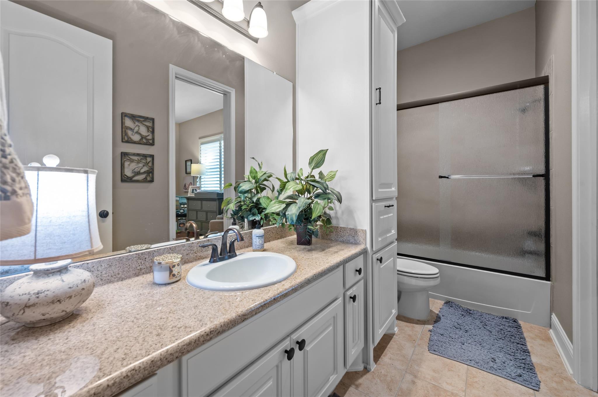 League City, Texas, 77573, United States, 4 Bedrooms Bedrooms, ,5 BathroomsBathrooms,Residential,Active,2043285