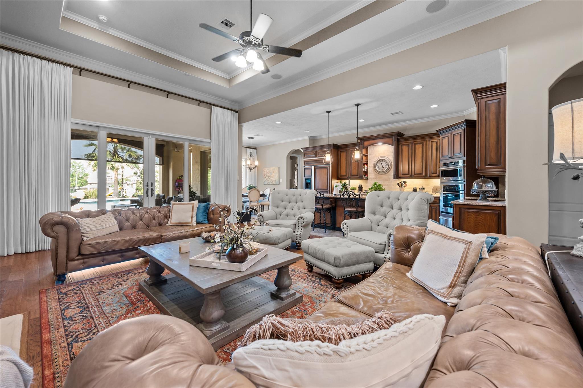 League City, Texas, 77573, United States, 4 Bedrooms Bedrooms, ,5 BathroomsBathrooms,Residential,Active,2043285
