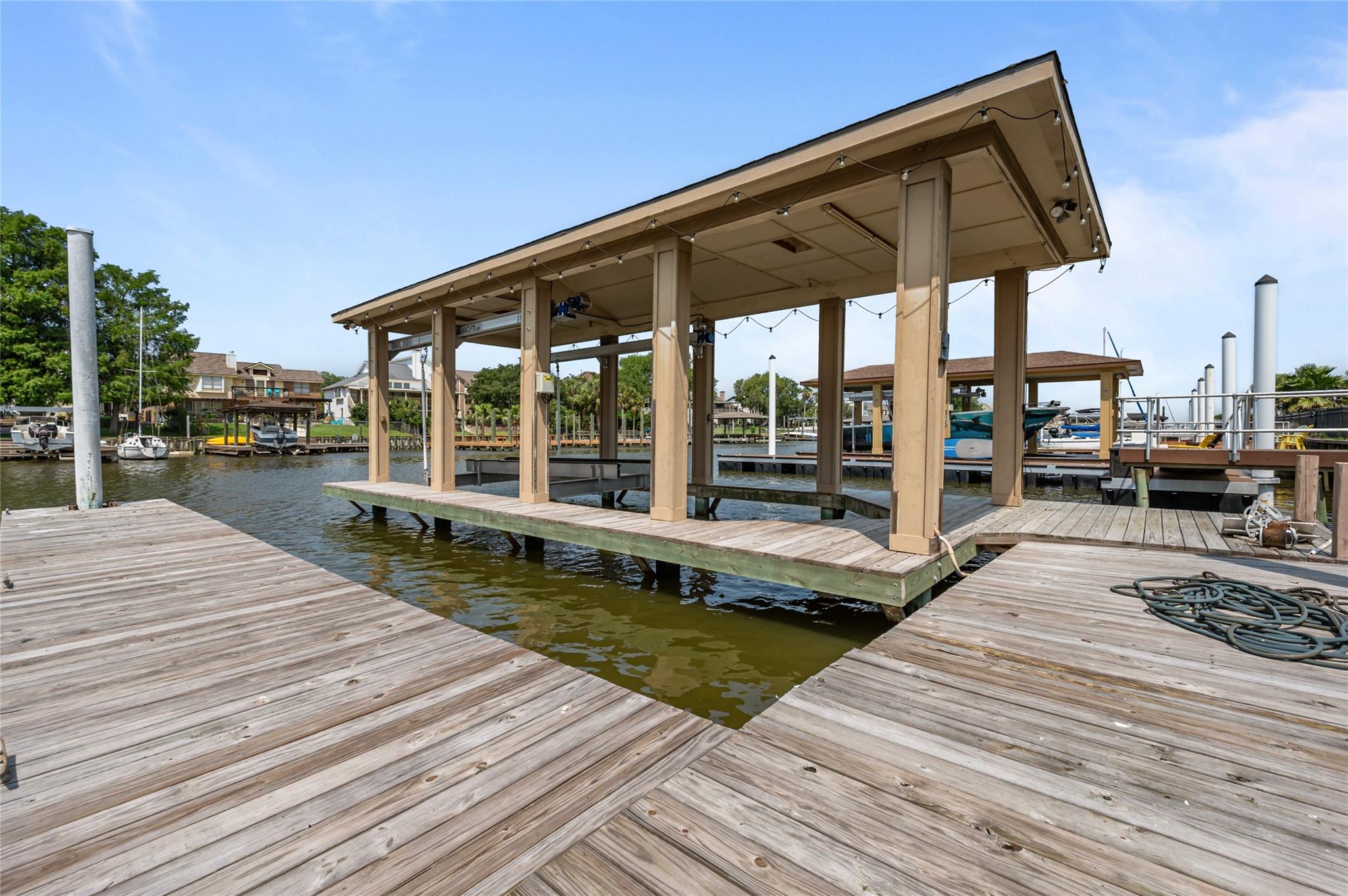 League City, Texas, 77573, United States, 4 Bedrooms Bedrooms, ,5 BathroomsBathrooms,Residential,Active,2043285