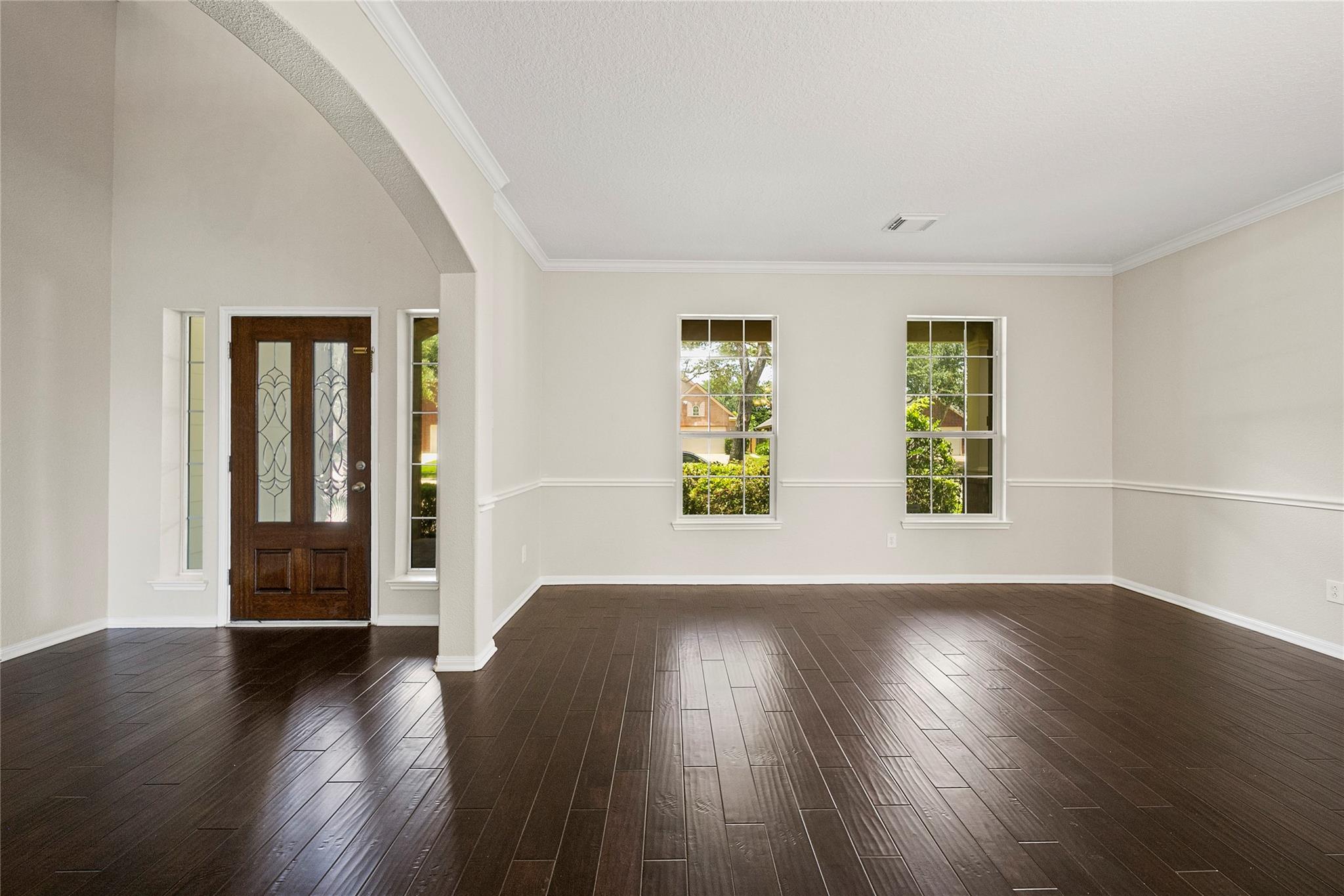 8306 Golden Harbour