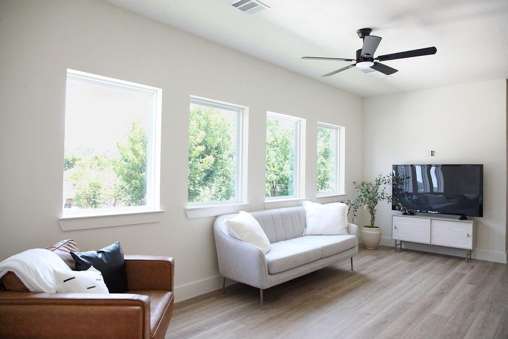 Photo of 7134 Saint Augustine Street, Houston, TX 77021 (MLS # 34513597)