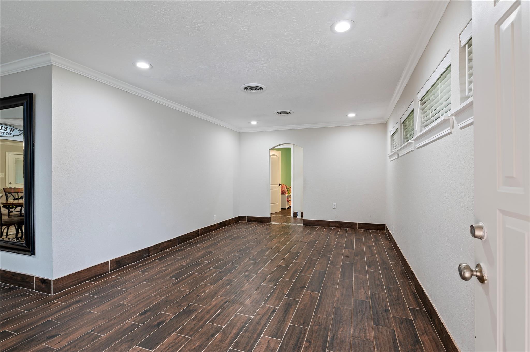 1803 Edgehill Road