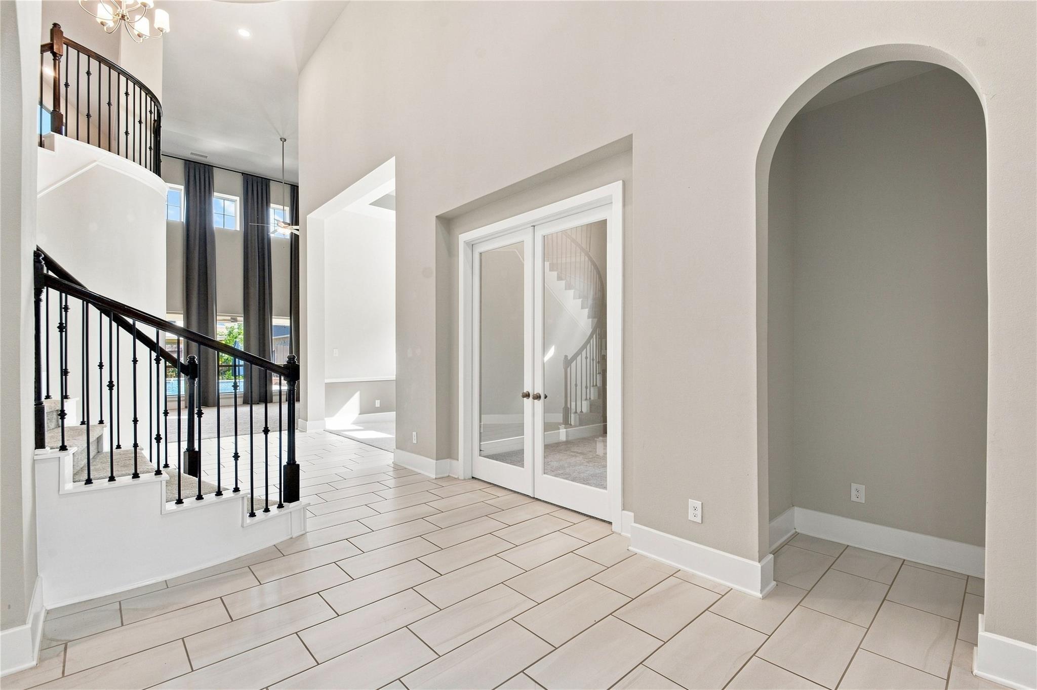 16415 Whiteoak Canyon Drive