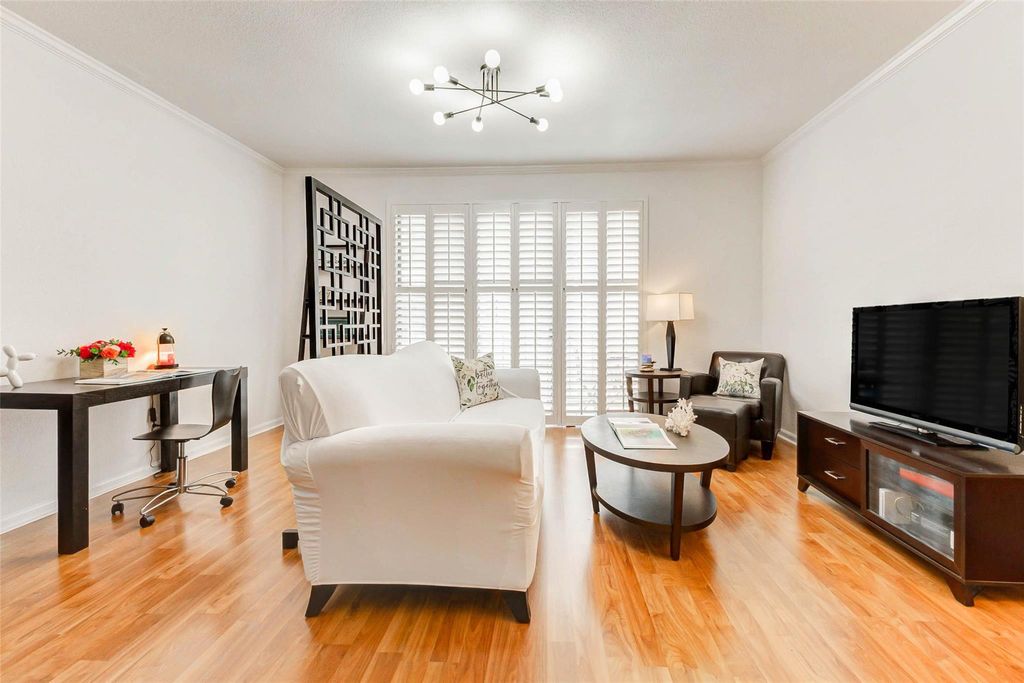 Photo of 2475 Underwood Street #290, Houston, TX 77030 (MLS # 68012465)