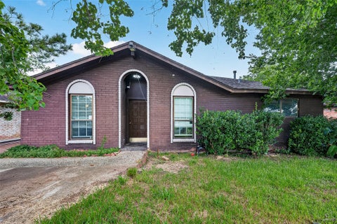 Photo of 1318 2nd Street, League City, TX 77573 (MLS # 37606964)