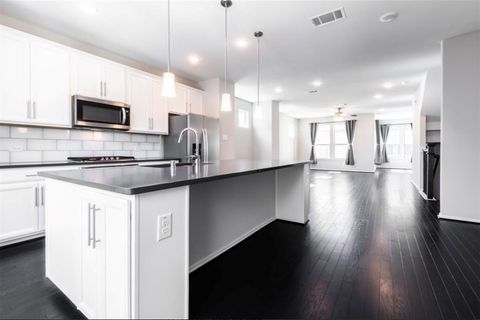 Photo of 3108 Roseland Terrace Lane, Houston, TX 77063 (MLS # 28946528)