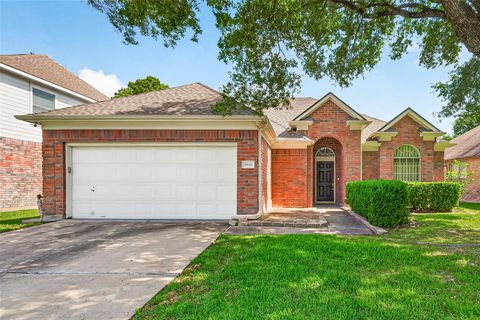 Photo of 9846 N Villa Drive, Houston, TX 77064 (MLS # 39872791)