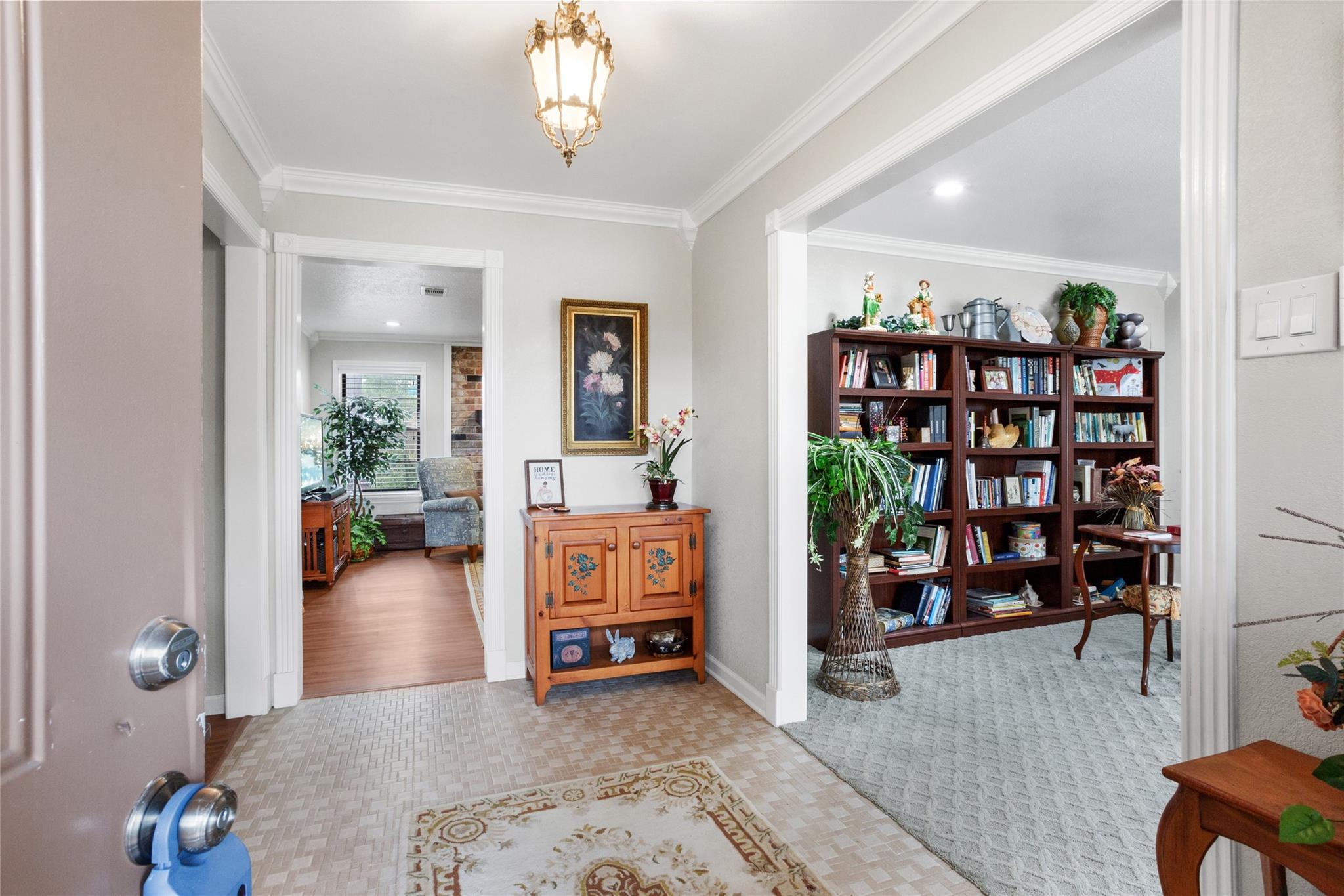3014 Inwood Drive