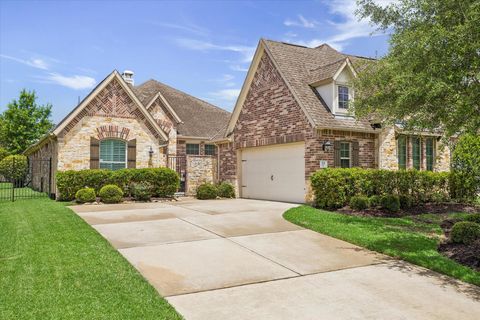 Photo of 19 Peace Tree Way, Tomball, TX 77375 (MLS # 39769372)