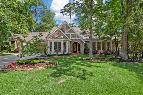 Photo of 10 Cape Chestnut Drive, Spring, TX 77381 (MLS # 17837760)