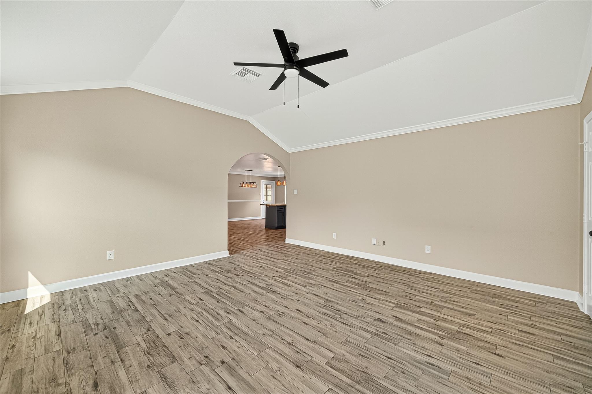 13910 Bay Gardens Drive