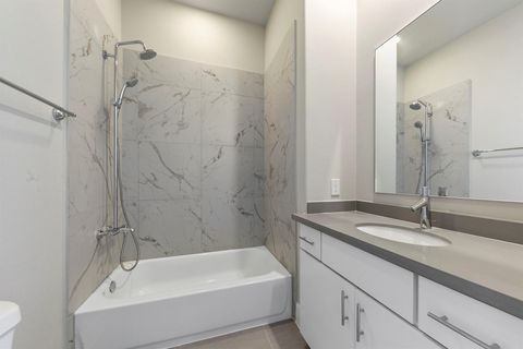 Tiny photo for 2412 Canal Street #J, Houston, TX 77003 (MLS # 53847171)