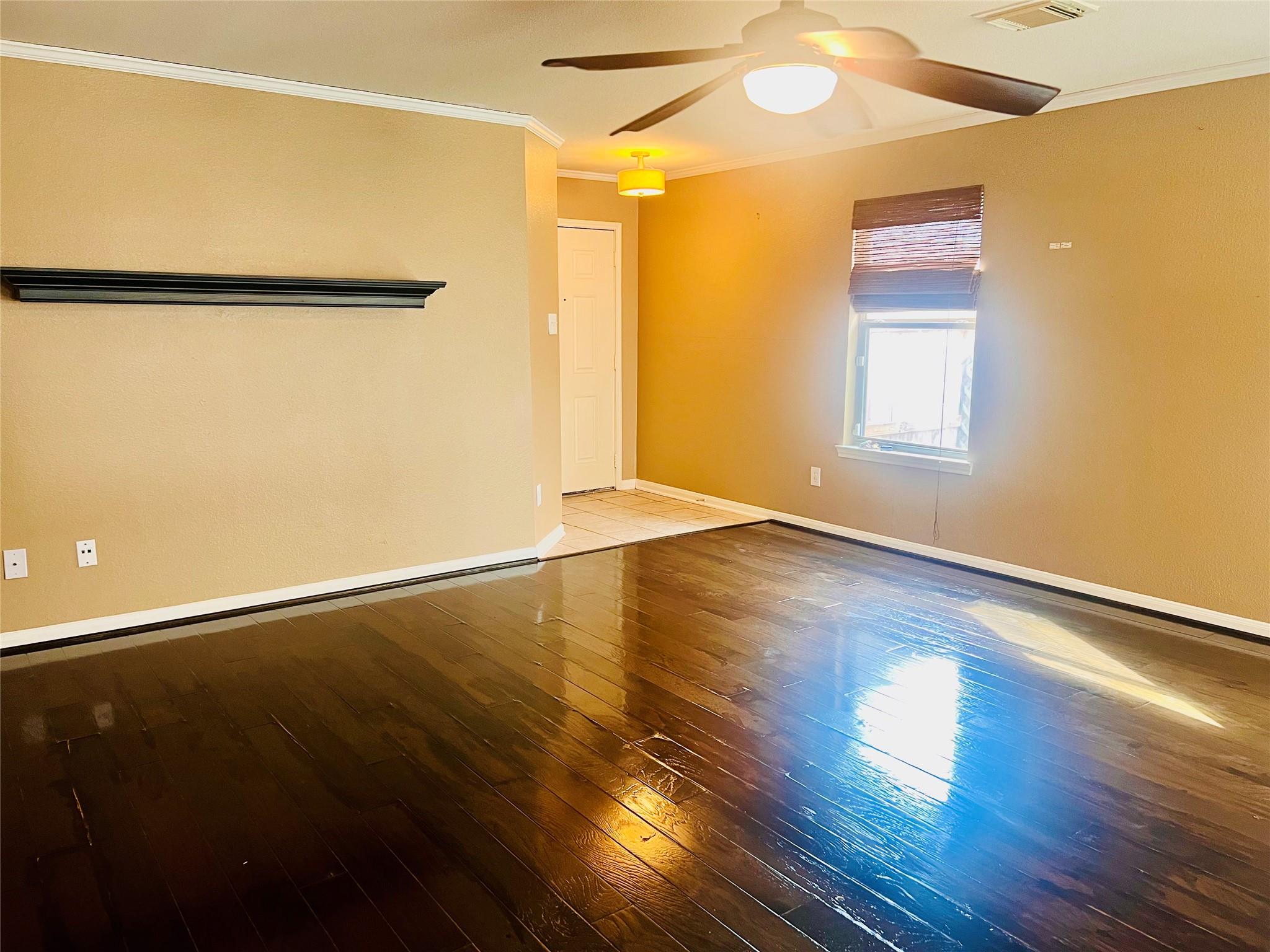 6423 Mildenhall Court