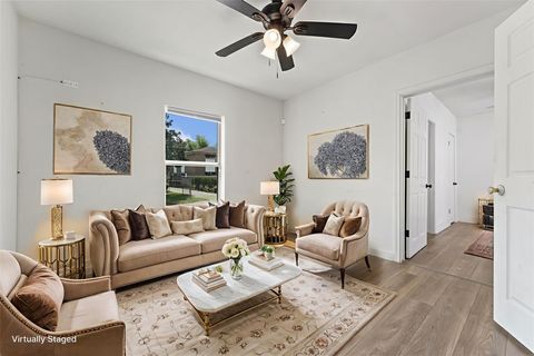 Photo of 3019 Florida Street #3, Houston, TX 77026 (MLS # 74009569)