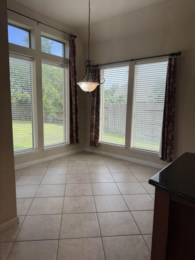 5551 Linden Rose Ln Lane